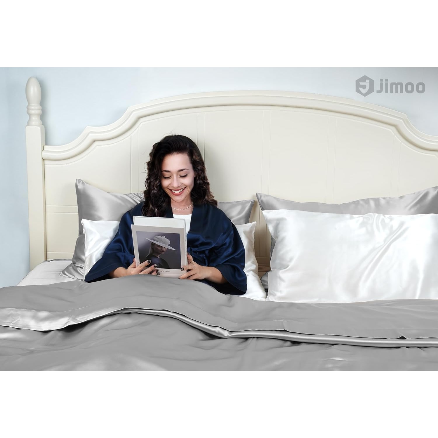 Silver Gray 22 Momme Mulberry Silk Pillowcase, Standard: image 2